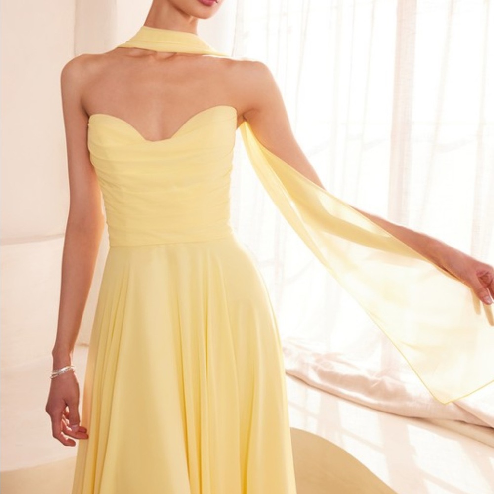 Yellow Sweetheart Strapless Sundress for Weddings